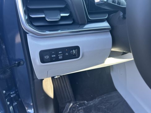 New 2027 GMC Terrain Denali AWD/4WD image 24