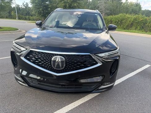 Used 2024 Acura MDX SH-AWD w/ Advance Package image 3