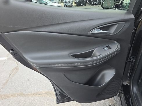 Used 2025 Buick Encore GX Preferred FWD image 31