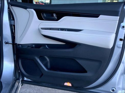 Used 2025 Honda Odyssey Touring image 22