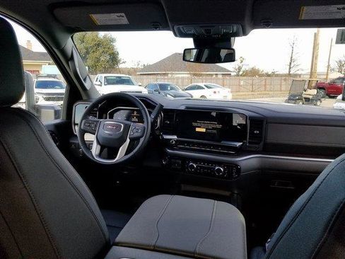 New 2026 GMC Sierra 3500 SLT w/ SLT Convenience Package image 13