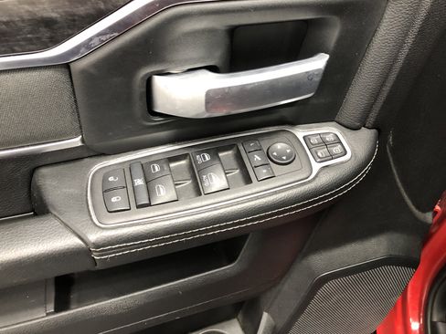 Used 2024 RAM 2500 Big Horn w/ Night Edition image 19