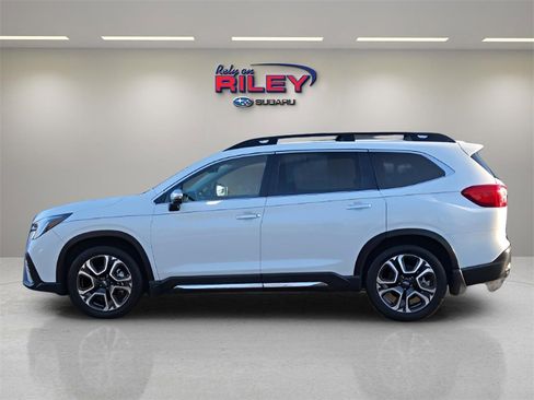 Certified 2023 Subaru Ascent Touring image 2