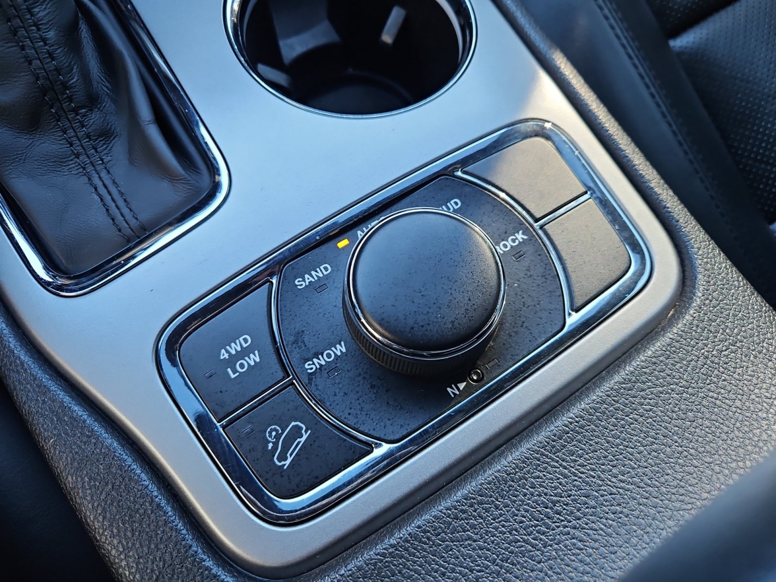 Used 2019 Jeep Grand Cherokee Limited w/ Luxury Group II AWD/4WD image 27