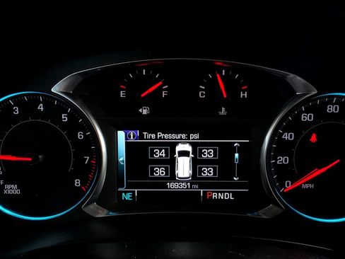 Used 2019 Chevrolet Traverse Premier w/ Redline Edition AWD/4WD image 25