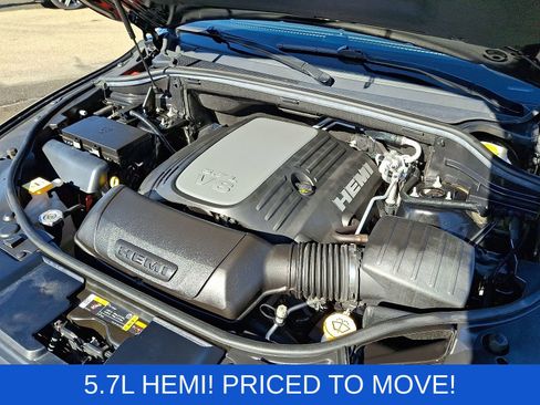 Used 2022 Dodge Durango R/T w/ Blacktop Package image 29