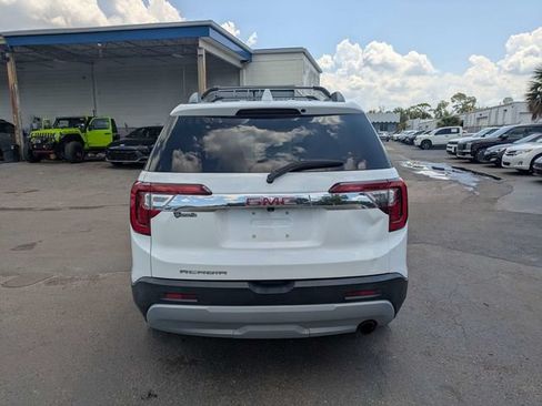 Used 2021 GMC Acadia SLE w/ Driver Convenience Package FWD image 4