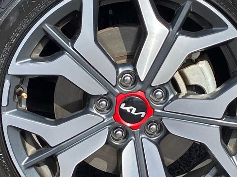 Used 2023 Kia Seltos SX image 28