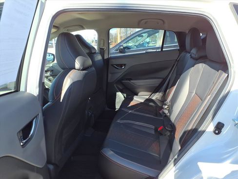 Certified 2025 Subaru Crosstrek 2.5i Limited w/ Crosstrek Mirror Package image 18