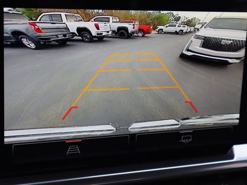 Used 2023 GMC Sierra 1500 Elevation image 15