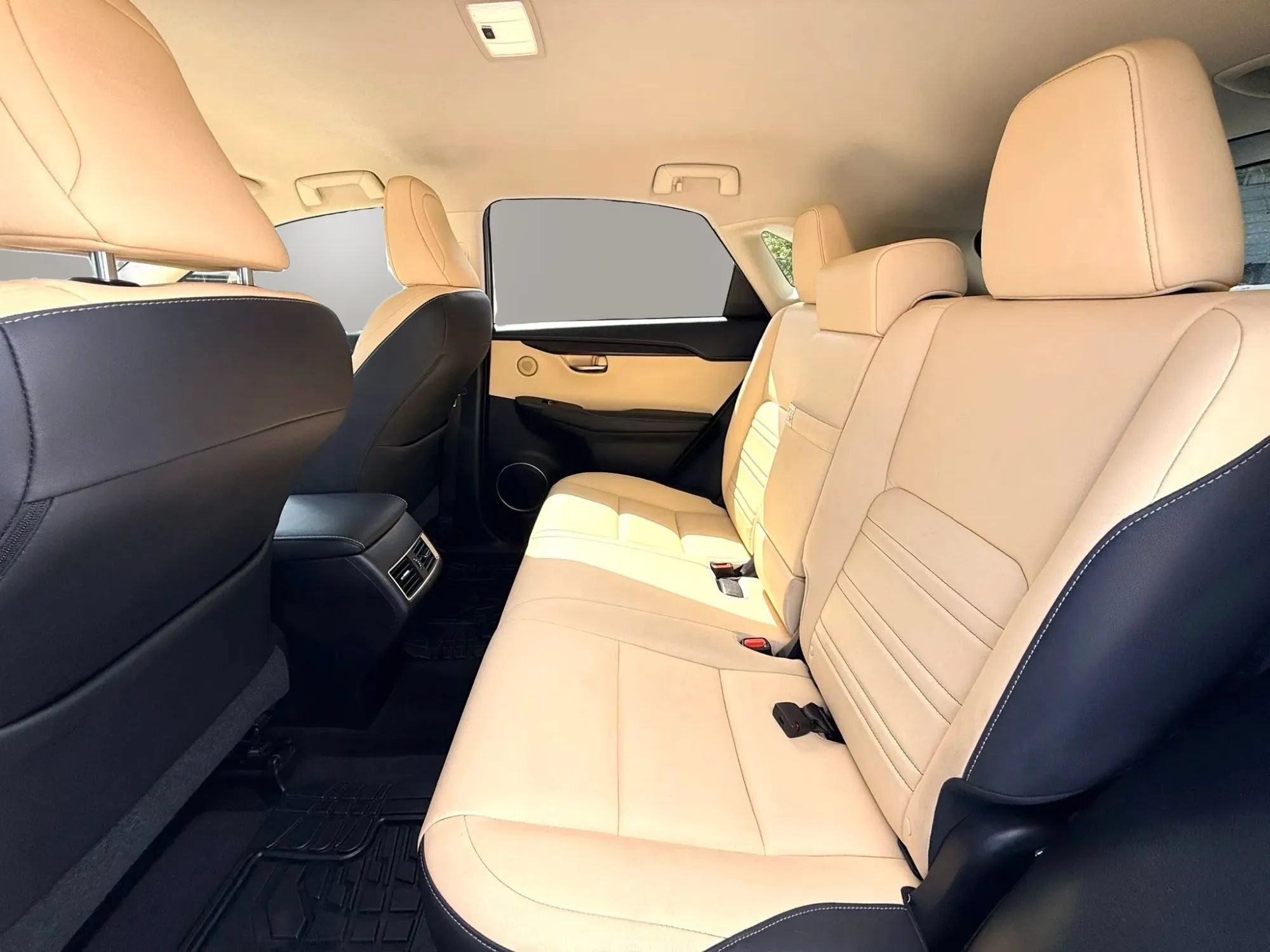 Used 2018 Lexus NX 300 FWD w/ Accessory Package 2 image 13