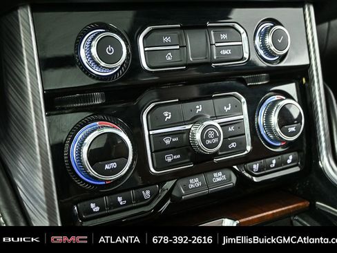 Certified 2023 GMC Yukon XL Denali Ultimate image 17