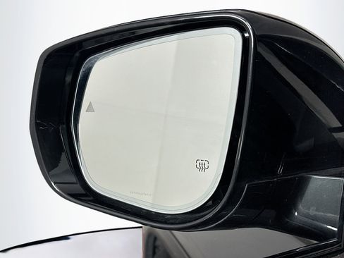 Used 2024 Jeep Grand Cherokee L Limited w/ Luxury Tech Group II image 16