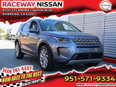 Used 2023 Land Rover Discovery Sport SE image 1