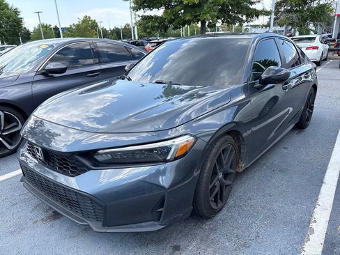 Used 2025 Honda Civic Sport image 1