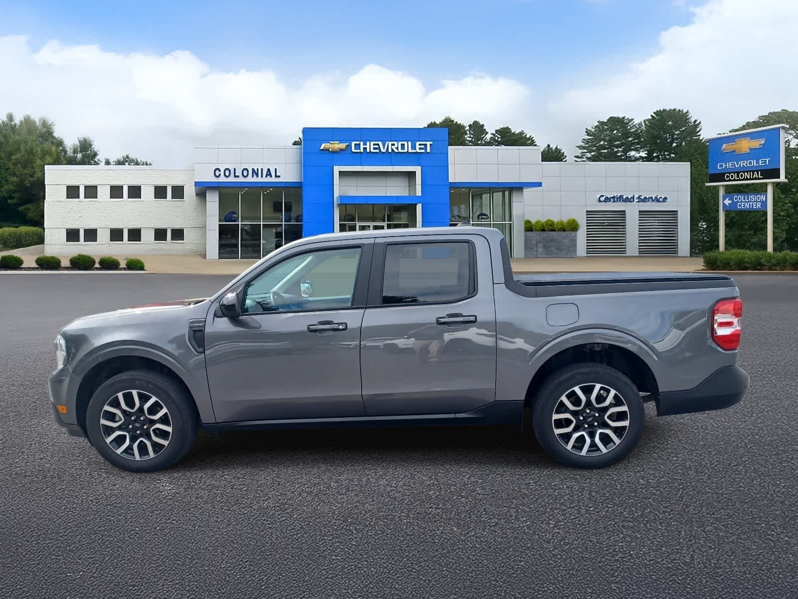 Used 2024 Ford Maverick Lariat w/ 4K Tow Package AWD/4WD image 6