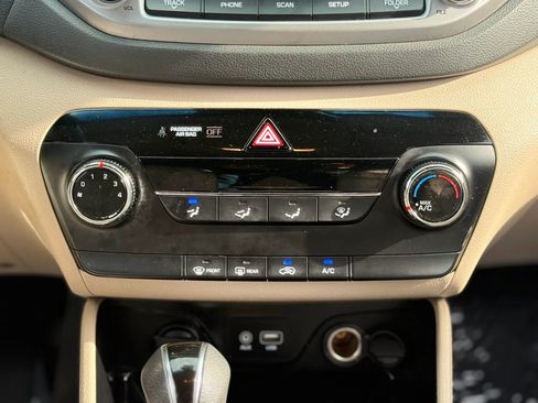 Used 2017 Hyundai Tucson SE FWD image 31