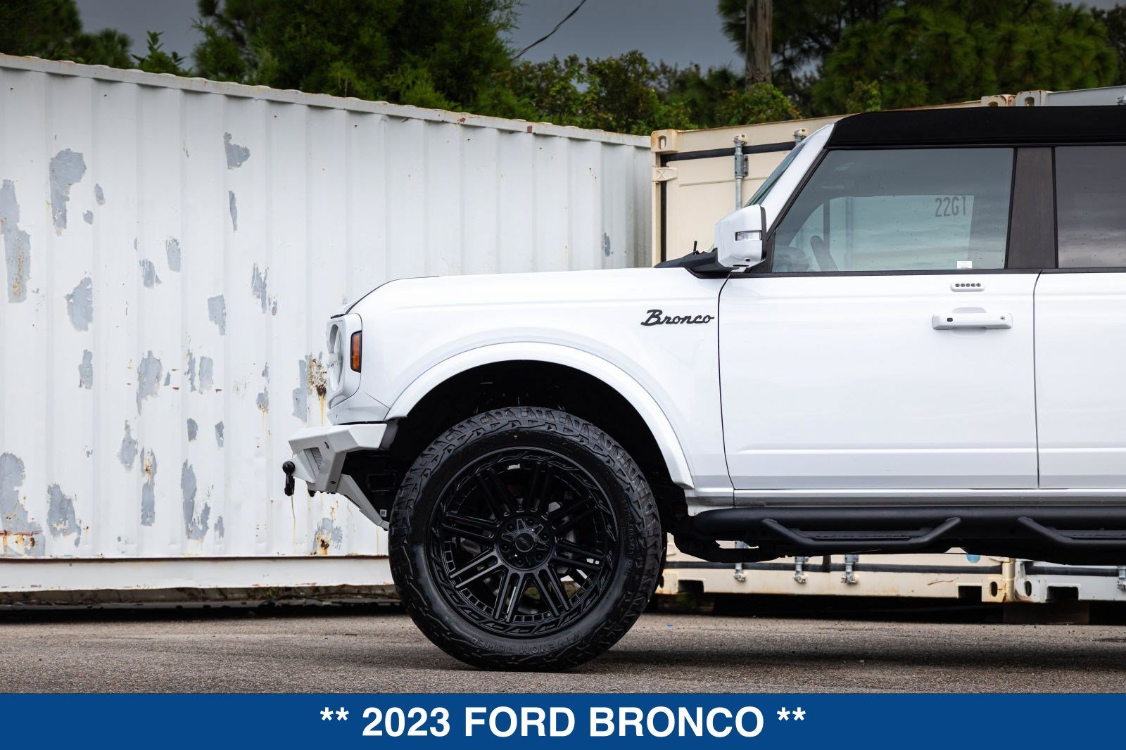 Used 2023 Ford Bronco Badlands AWD/4WD image 43