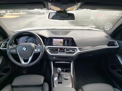 Used 2019 BMW 330i xDrive Sedan w/ Convenience Package image 13