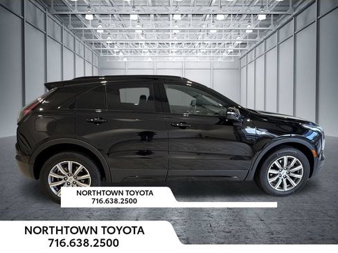 Used 2023 Cadillac XT4 Sport w/ Cold Weather Package AWD/4WD image 28