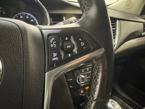 Used 2019 Buick Encore Preferred FWD image 17