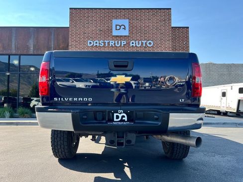 Used 2011 Chevrolet Silverado 2500 LT AWD/4WD image 5