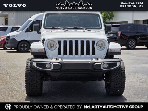 Used 2020 Jeep Wrangler Unlimited Sahara AWD/4WD image 2