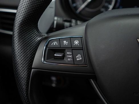 Used 2023 Maserati Levante Modena AWD/4WD image 20