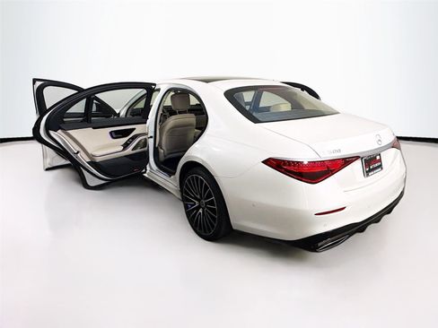 Used 2023 Mercedes-Benz S 500 4MATIC image 26