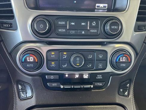 Used 2017 Chevrolet Suburban Premier AWD/4WD image 16