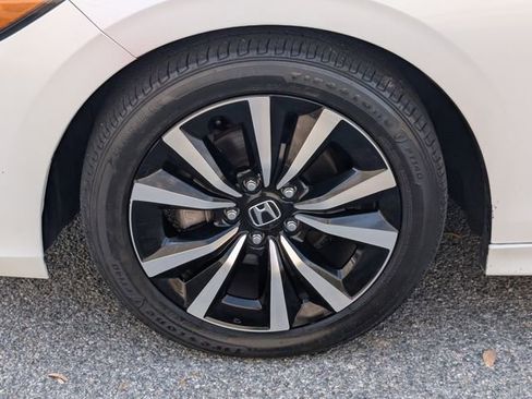 Used 2022 Honda Civic EX image 13
