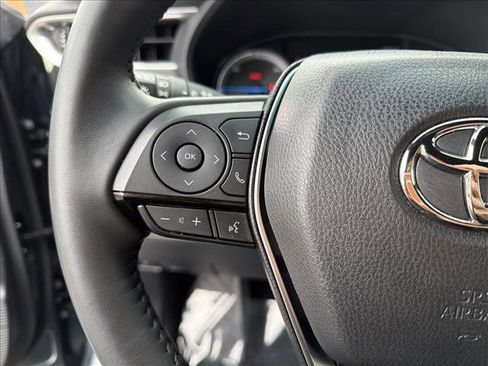 Certified 2024 Toyota Venza XLE image 15
