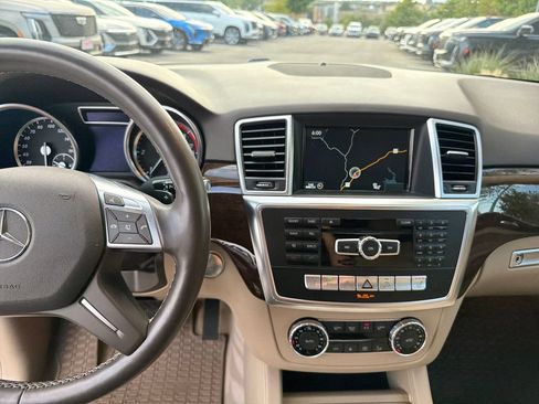 Used 2015 Mercedes-Benz ML 250 BlueTEC 4MATIC image 26