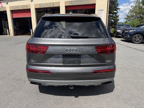 Used 2018 Audi Q7 3.0T Premium Plus w/ Premium Plus Package AWD/4WD image 4