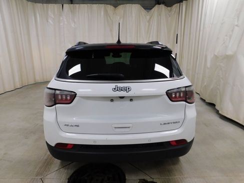 Used 2024 Jeep Compass Limited image 5