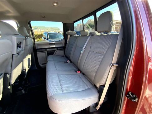 Used 2016 Ford F150 XLT w/ Equipment Group 302A Luxury image 19