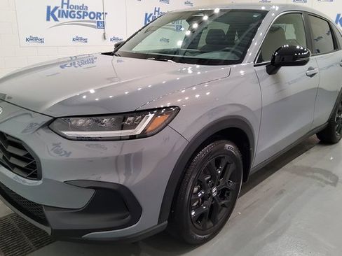 Used 2025 Honda HR-V Sport image 6