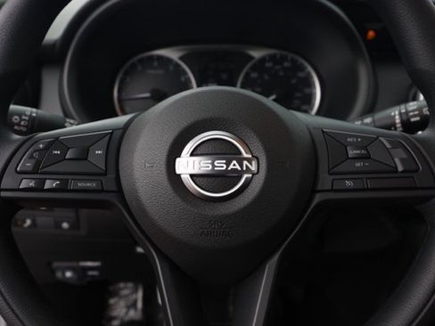 New 2025 Nissan Kicks Play S image 24