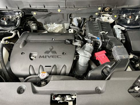 Used 2021 Mitsubishi Outlander Sport SE AWD/4WD image 31