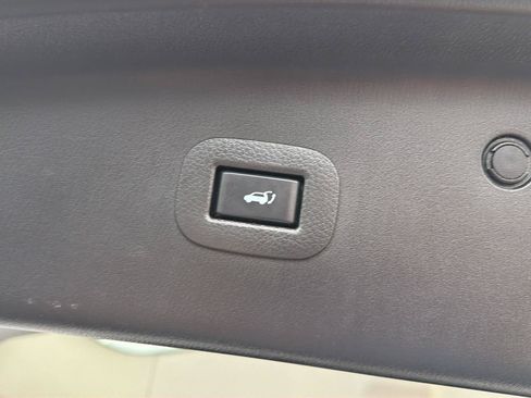 Used 2021 INFINITI QX80 Luxe w/ All-Season Package AWD/4WD image 37