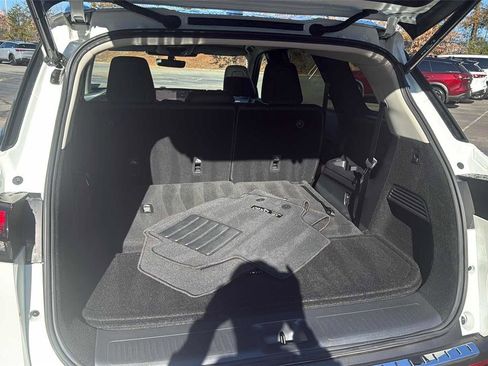 Certified 2025 INFINITI QX60 Luxe w/ Cargo Package image 29