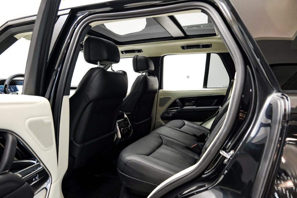 Used 2024 Land Rover Range Rover SE AWD/4WD image 44