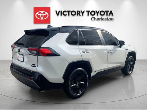 Used 2021 Toyota RAV4 XSE w/ XSE Grade Weather Package image 7
