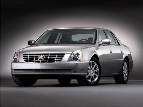 Used 2007 Cadillac DTS Luxury II FWD image 1