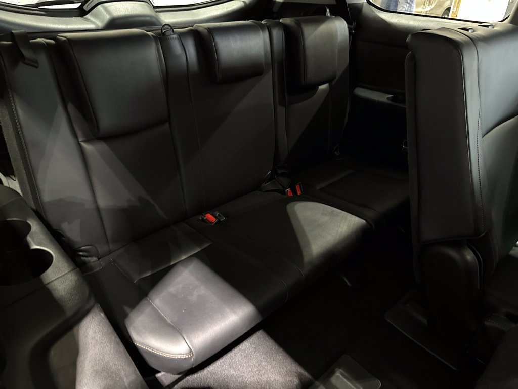 Used 2019 Toyota Highlander XLE AWD/4WD image 22