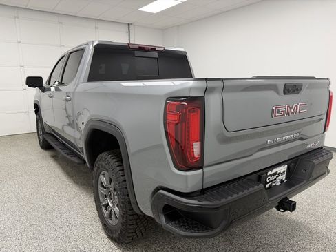 Used 2025 GMC Sierra 1500 AT4X image 9