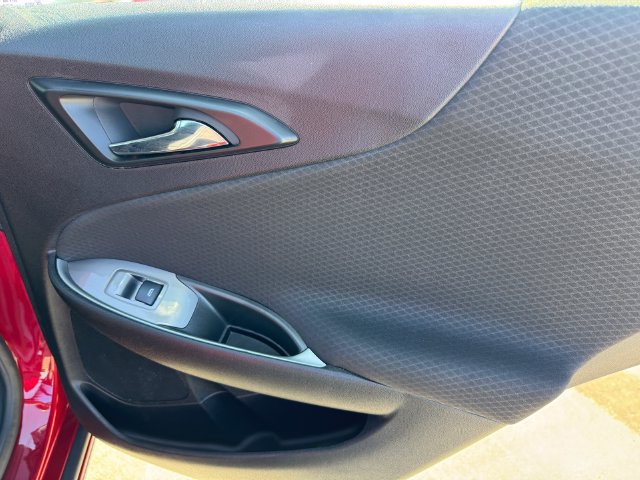 Certified 2025 Chevrolet Malibu LT FWD image 10
