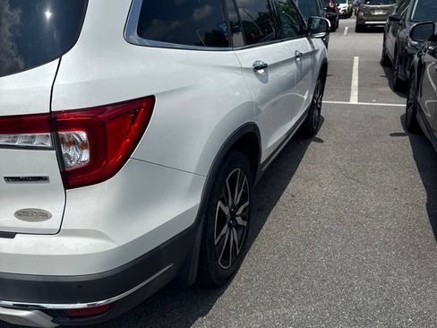 Used 2022 Honda Pilot Touring image 2