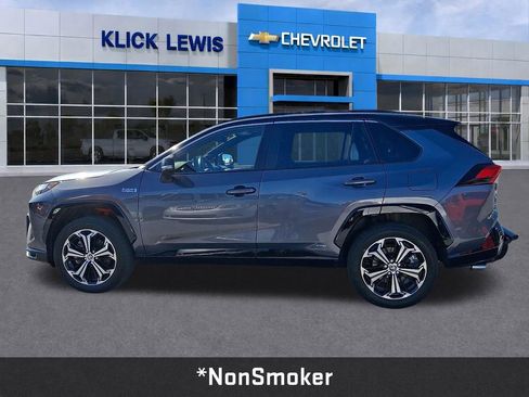 Used 2024 Toyota RAV4 XSE w/ Weather Package AWD/4WD image 4