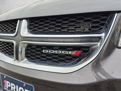 Used 2020 Dodge Grand Caravan SE FWD image 12